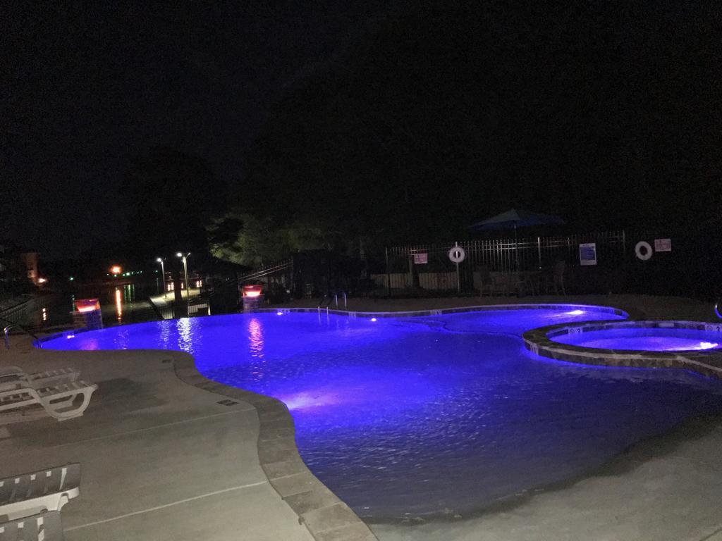 Emerald Isle Resort Хот-Спрингс Экстерьер фото